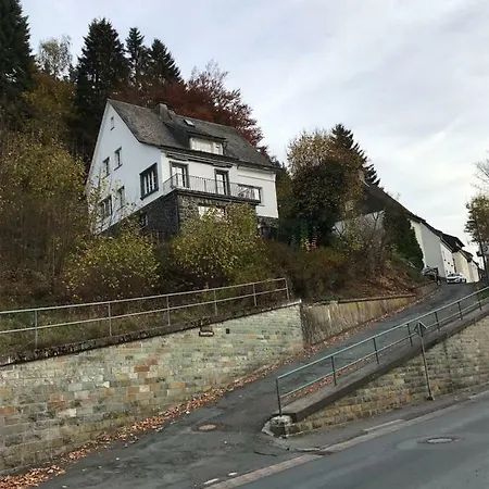 Ferienhaus Schneeweiß